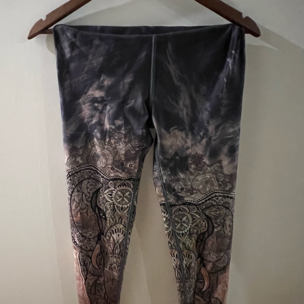 Evolution and Creation Artistic Leggings